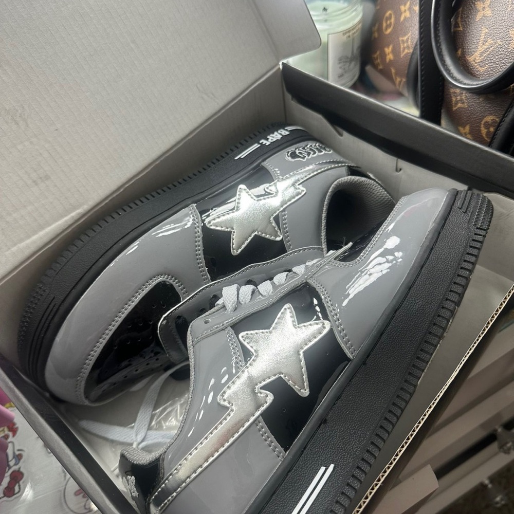 bape - Picture 2 of 2